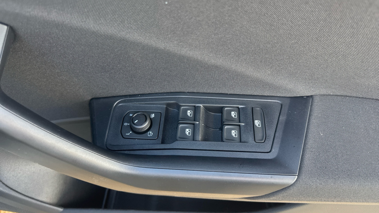 Volkswagen T-Roc 1.0 TSI 115 Life 5dr Petrol Hatchback